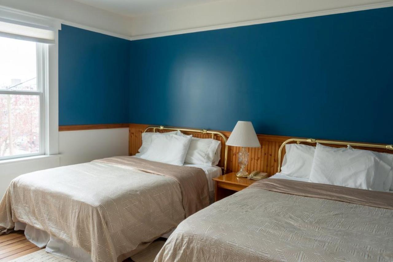 Royal Hotel Chilliwack Luaran gambar