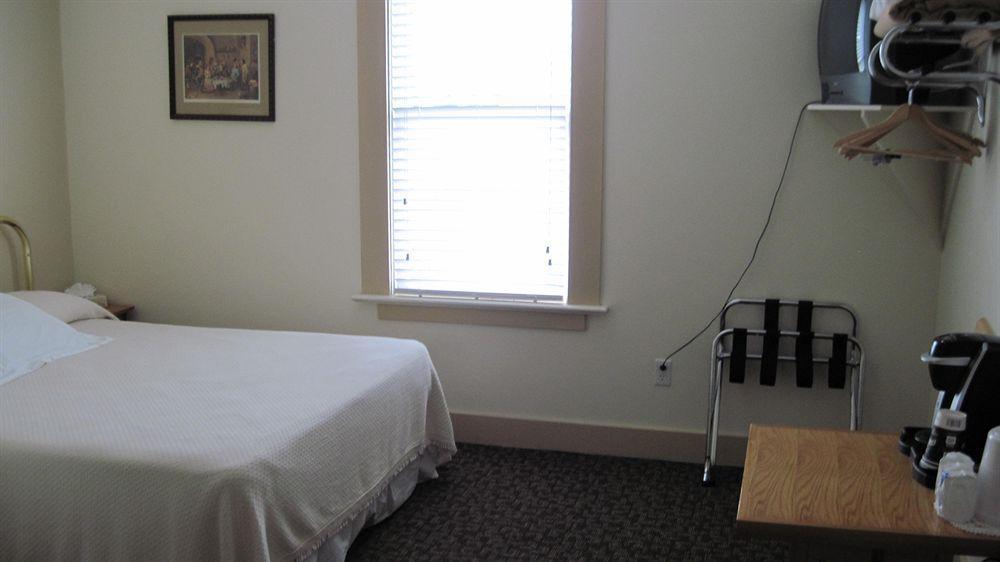 Royal Hotel Chilliwack Luaran gambar