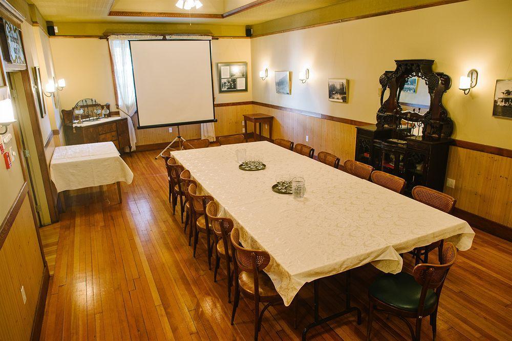 Royal Hotel Chilliwack Luaran gambar