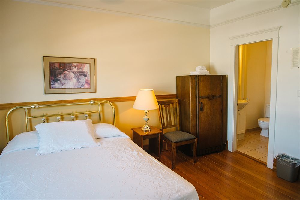 Royal Hotel Chilliwack Luaran gambar
