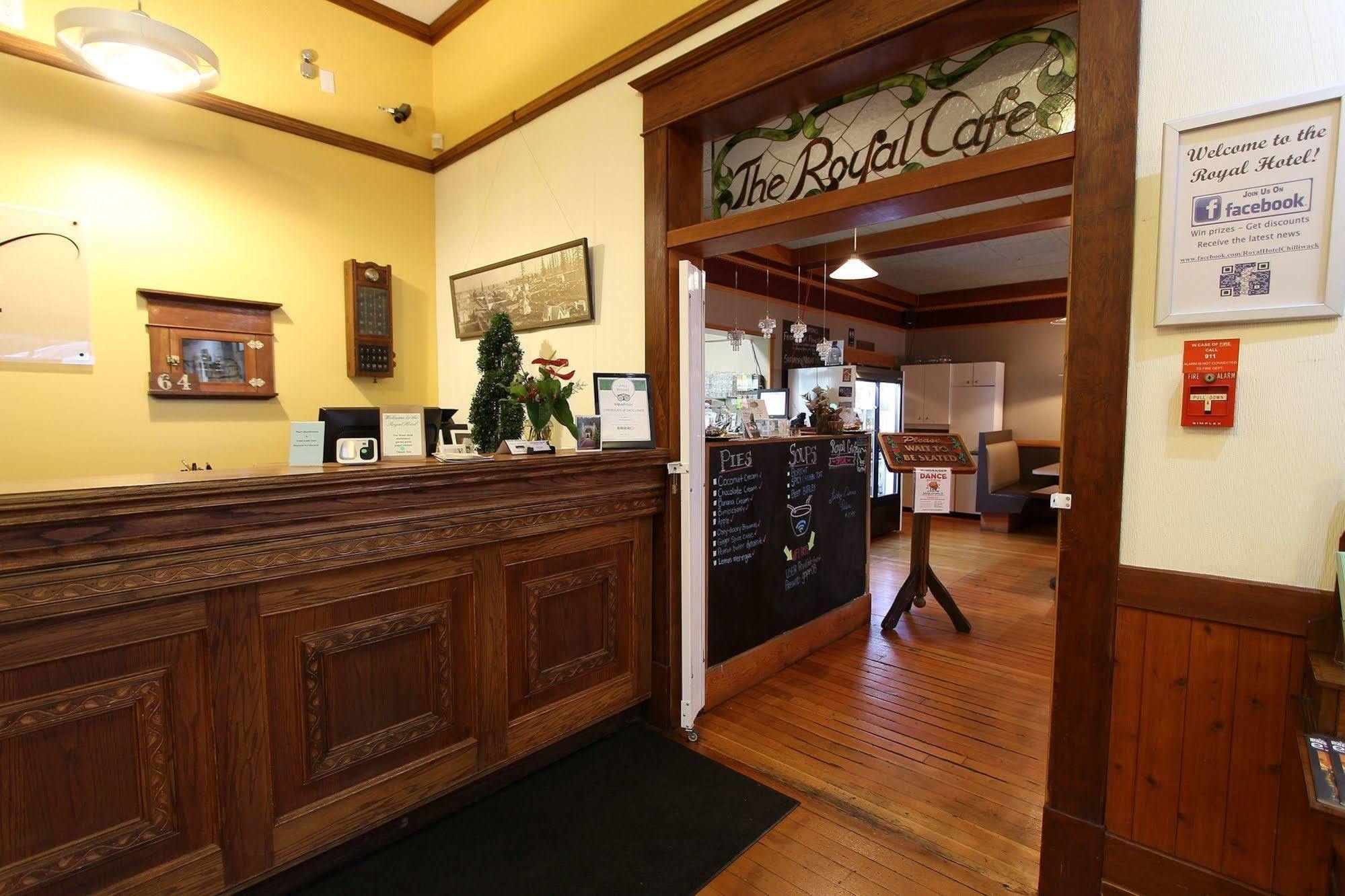 Royal Hotel Chilliwack Luaran gambar